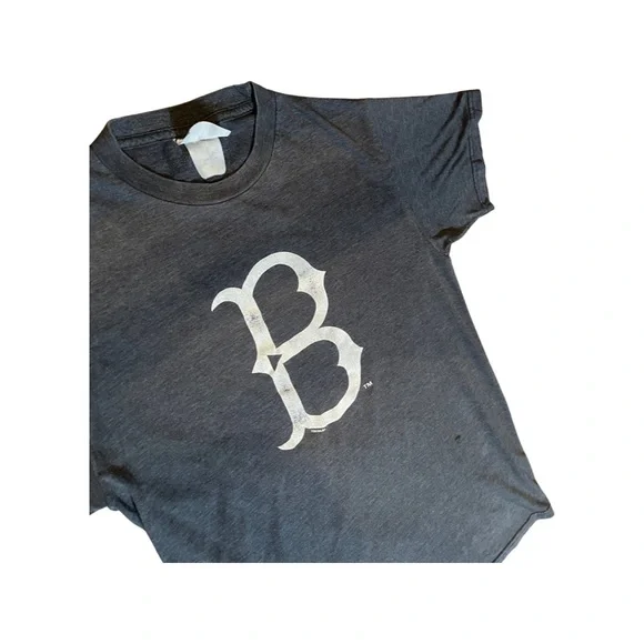 Women's Boston Red Sox Short Sleeve Tee - Picture 3 of 4